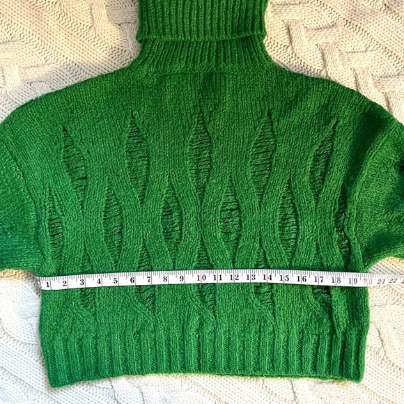 Zara Cropped Wavy Knit Turtleneck Sweater - Picture 6 of 7